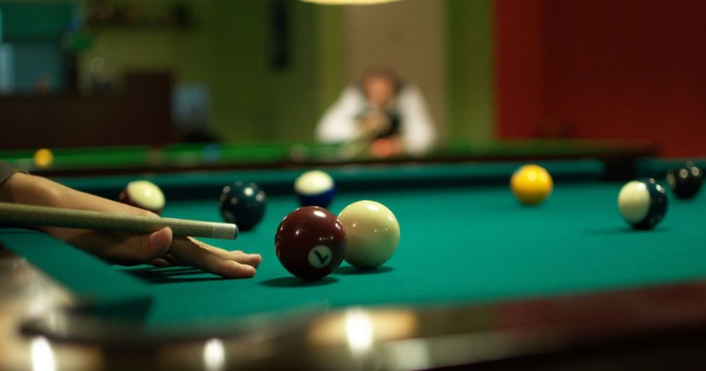 Snooker In Pool